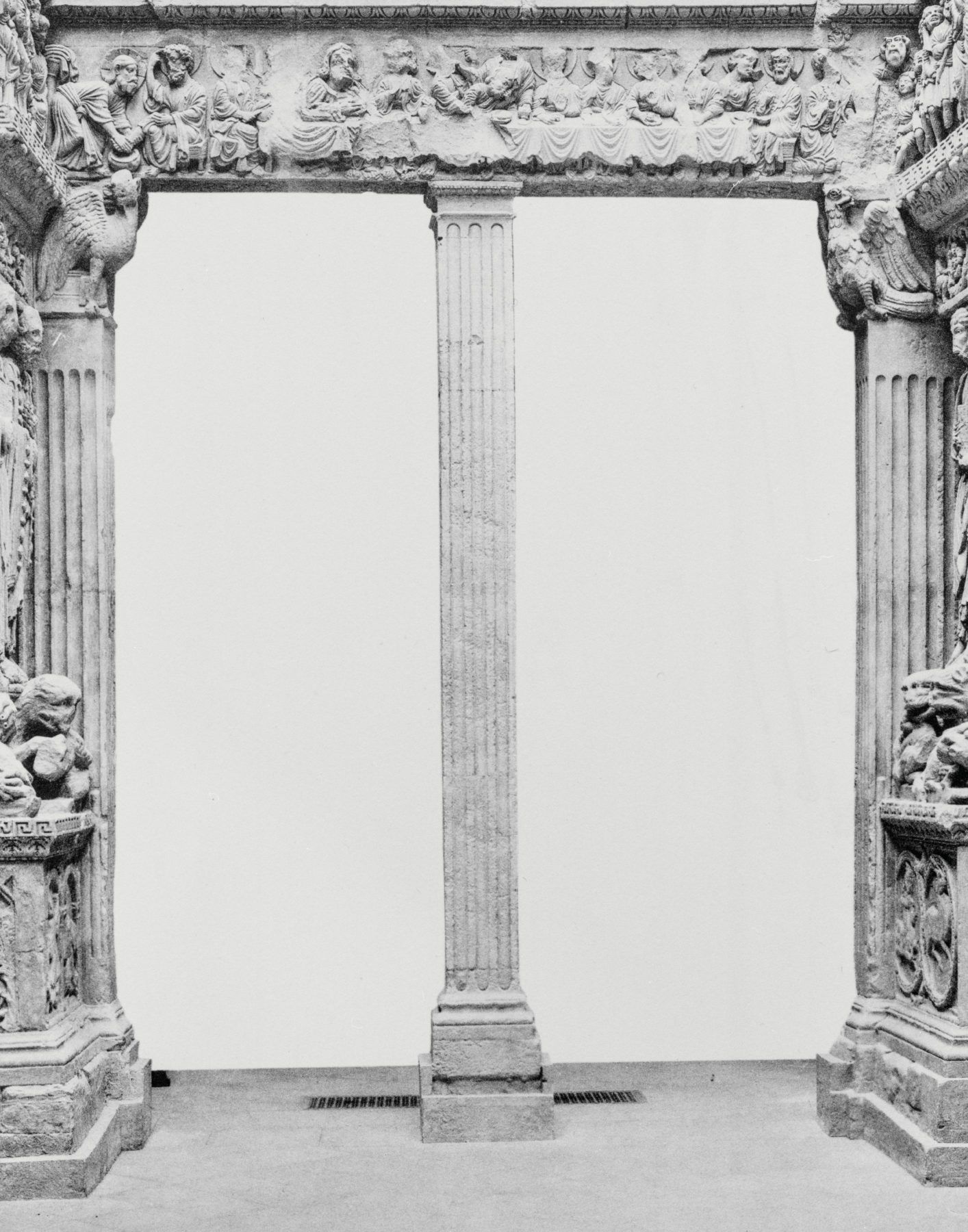 Koenraad-eflux-1414x1800-1.jpg